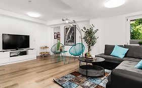 Mola Apartments-Ferienwohnung Fuer 5 Personen-Separater Eingang-Gratis Parkplatz-Terrasse-Grill-Highspeed Wlan-Auch Fuer Langzeit Geeignet
